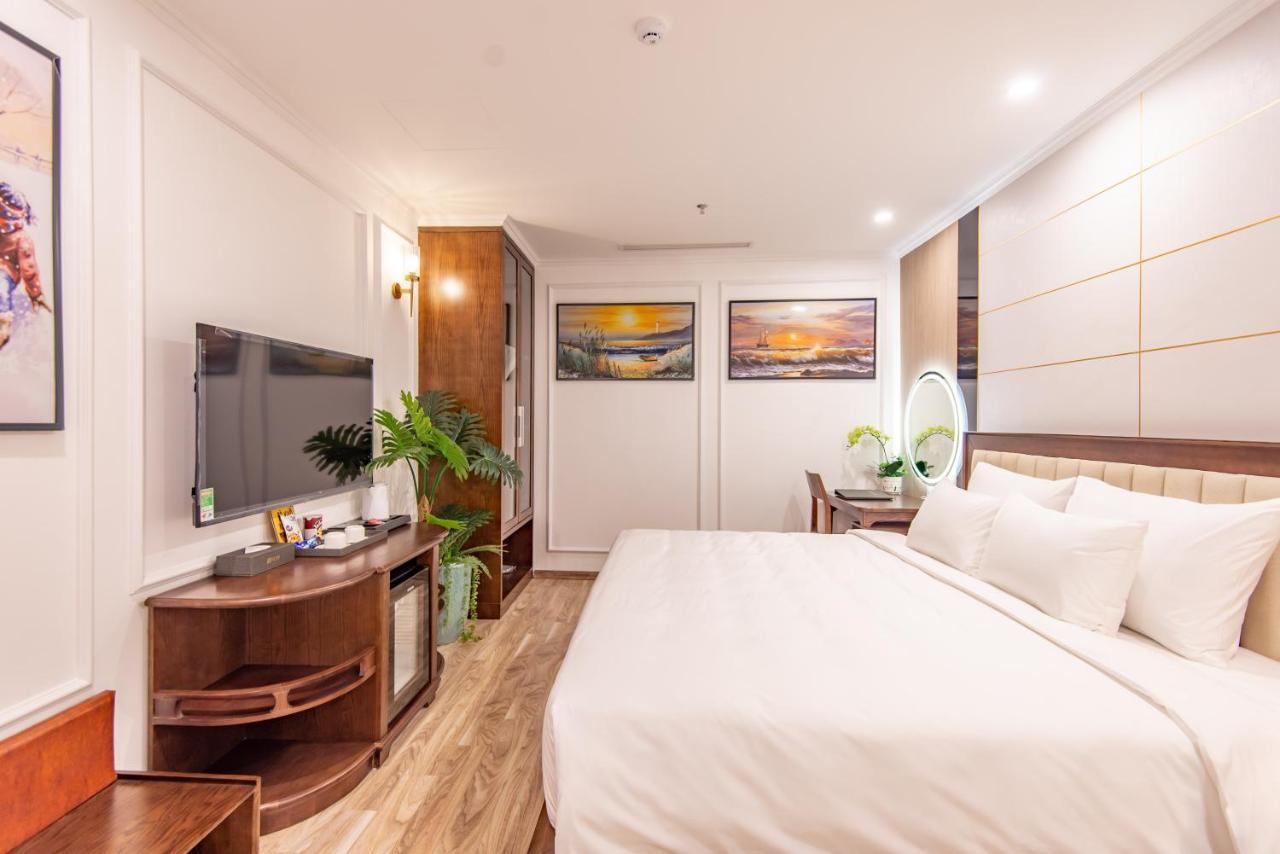 Reyna Luxury Hotel & Spa Hanoi Exterior photo